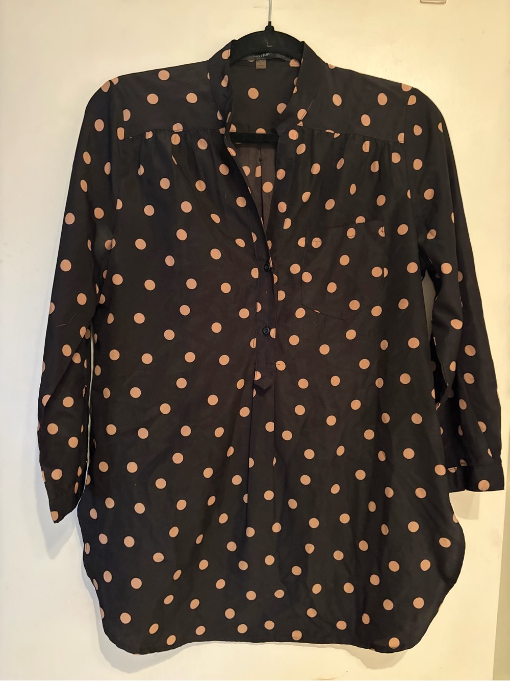 Women’s Black Polka Dot Button-Front Blouse - Peach Dots